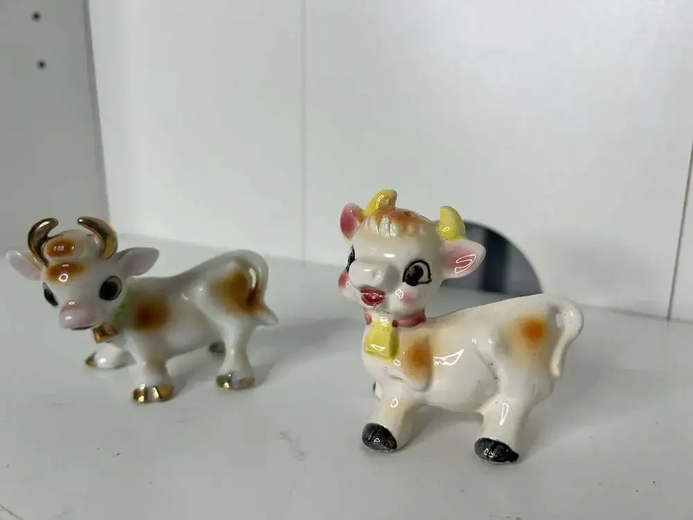 Vintage Anthropomorphic Cow Ceramic Salt and Pepper Shakers Made in Japan